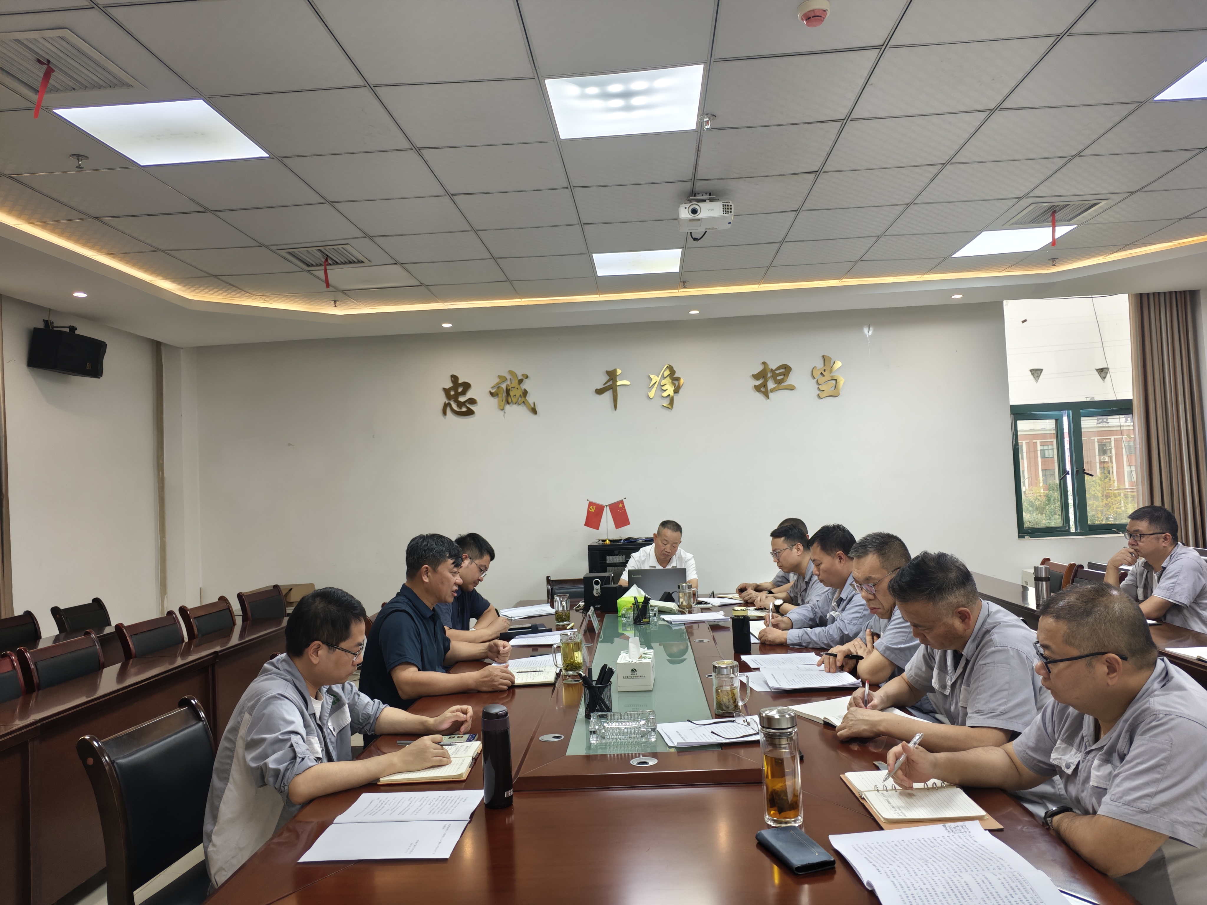 李凱赴能礦錳業調研：沖刺年度目標，謀劃發展新篇